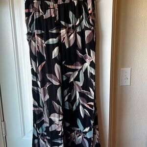 Rip Curl Black Leaf Print pants